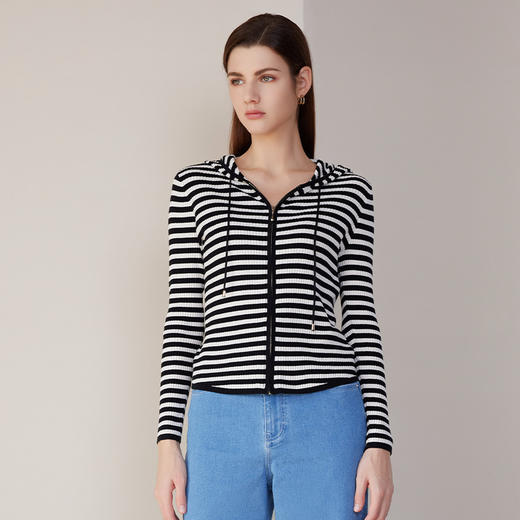 【黑白条纹连帽针织外套】24年春夏新品女士棉桑蚕丝修身显瘦运动外套 商品图1