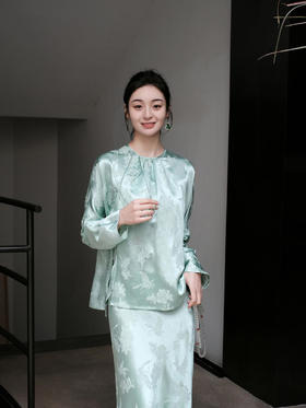 盛唐牡丹 |艾绿冠乐绉蝶恋花上衣