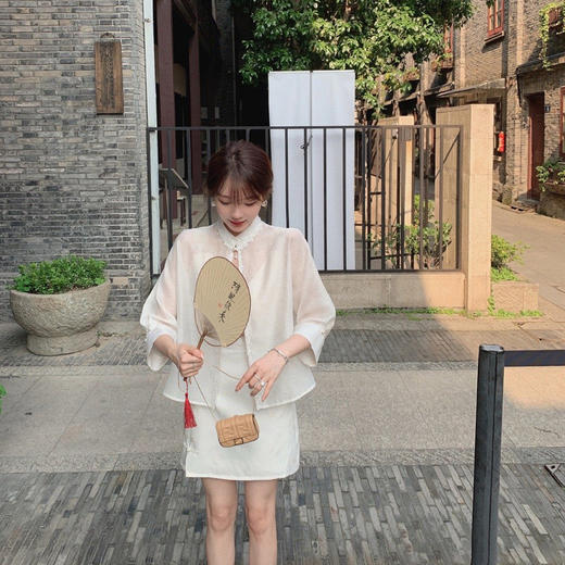金蘑菇菇【南国小红豆】新中式国风上衣半裙清纯甜美套装原创设计 商品图2