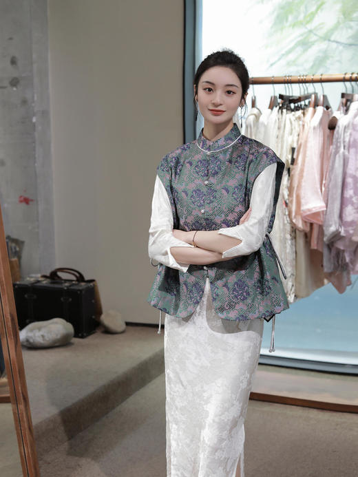 盛唐牡丹 |宋锦万寿无疆牡丹纹对襟马甲 商品图6