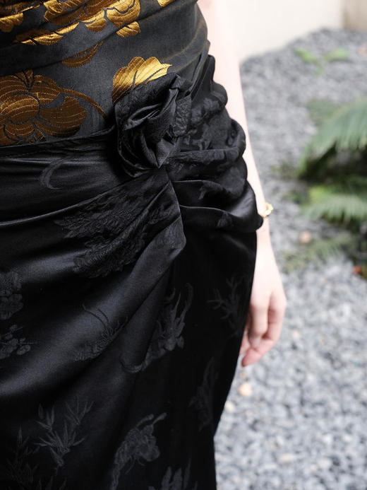 盛唐牡丹 |黑色梅兰竹菊褶皱半裙 商品图2