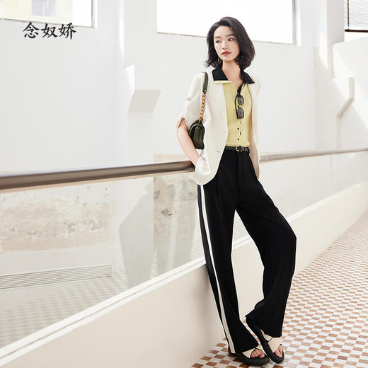 【商场同款】CNX4379 “ 净雅奶酪白西装 ” 柔和奶酪白清新雅致 松H版型，轻盈自在 粘纤混纺成分，手感柔软舒适，上身有型，易打理 商品图4