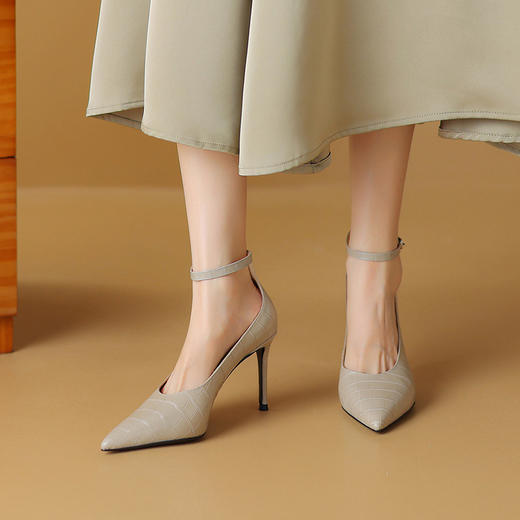 【预售5天】尖头性感浅色，时尚气质细跟单鞋HY-M803-1 商品图1