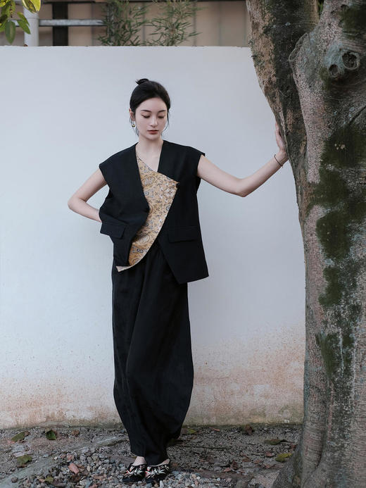 微瑕秒杀|盛唐牡丹 |龟纹香云纱拼宋锦马甲[特价品](特殊商品不退不换) 商品图6