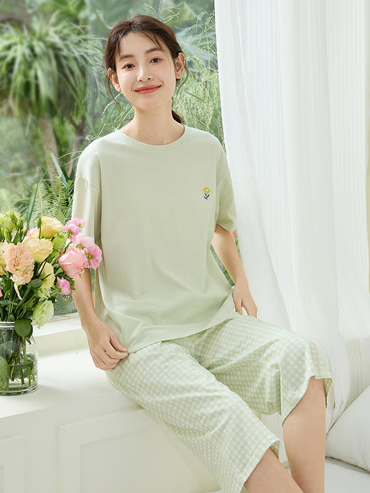 康妮雅女式短袖中裤套头套装 商品图2