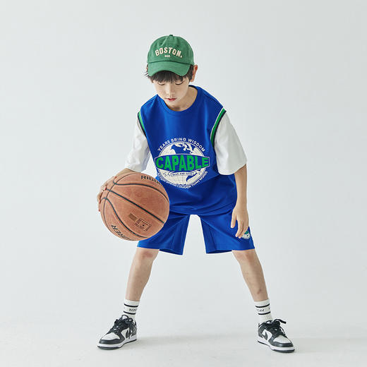 蓝汽水24夏季新品男童拼色假两件运动套装儿童凉感短袖球衣两件套 商品图3