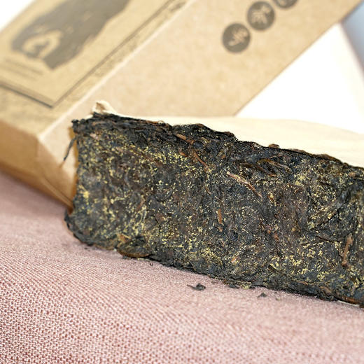 2023年 手筑茯砖 致敬1KG 晋丰厚百年老茶号 安化黑茶 商品图2