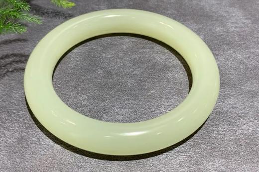 【御珠宫坊】青白玉手镯57mm 商品图1