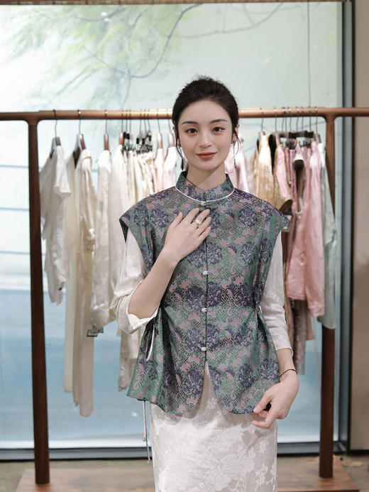 盛唐牡丹 |宋锦万寿无疆牡丹纹对襟马甲 商品图1