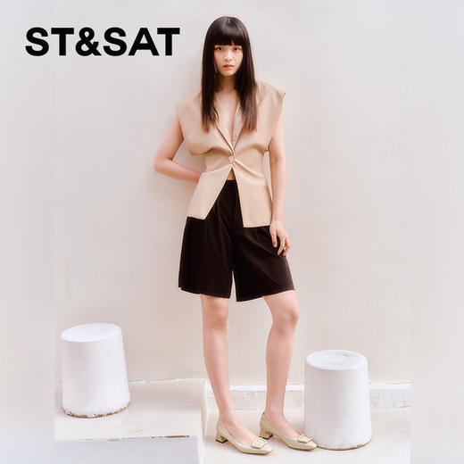 星期六简约方扣粗跟单鞋SSC1111580 商品图2