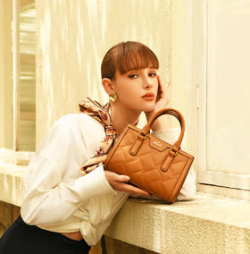 Why时尚洋气小方包系列YA5279