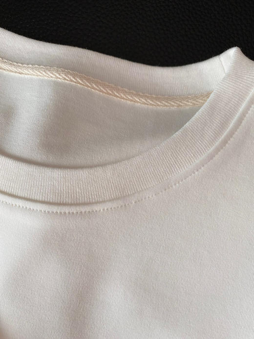 331-1 断码亏清 人手一件 炒鸡好搭配 双面针织 弹力棉 小禾字母长袖宽松T恤 商品图12