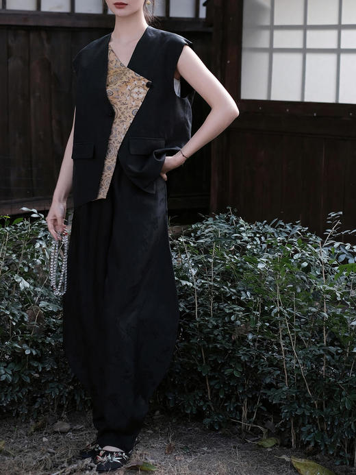 微瑕秒杀|盛唐牡丹 |龟纹香云纱拼宋锦马甲[特价品](特殊商品不退不换) 商品图7