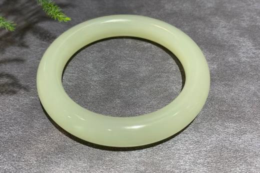 【御珠宫坊】青白玉手镯57mm 商品图4