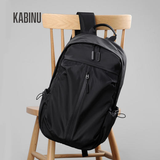 【华为三星定制同厂】全新升级牛津布 休闲轻商务，KABINU 多功能双肩包，可外置充电，时尚简约，耐磨防泼水，轻松应对职场！ 商品图2
