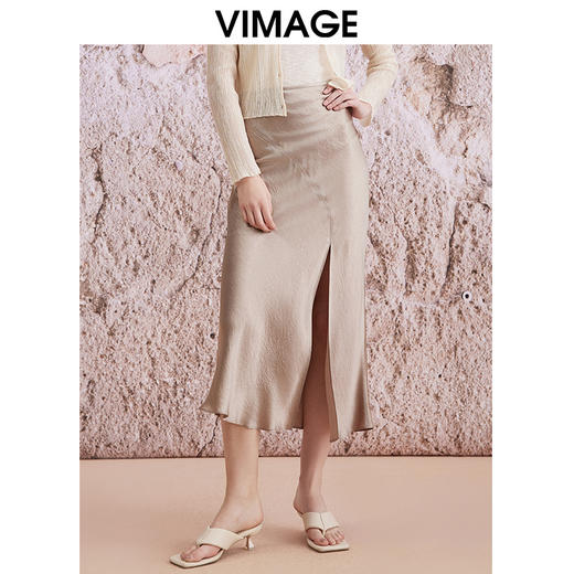 VIMAGE纬漫纪夏季新款不对称剪裁开叉包臀高腰缎面气质半身裙V2106719 商品图3