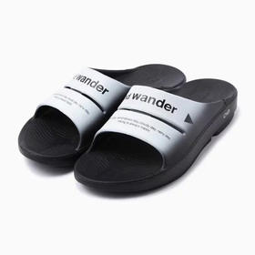 and wander × oofos OOahh recovery sandal 联名款户外运动拖鞋