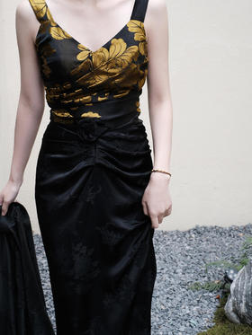 盛唐牡丹 |黑色梅兰竹菊褶皱半裙