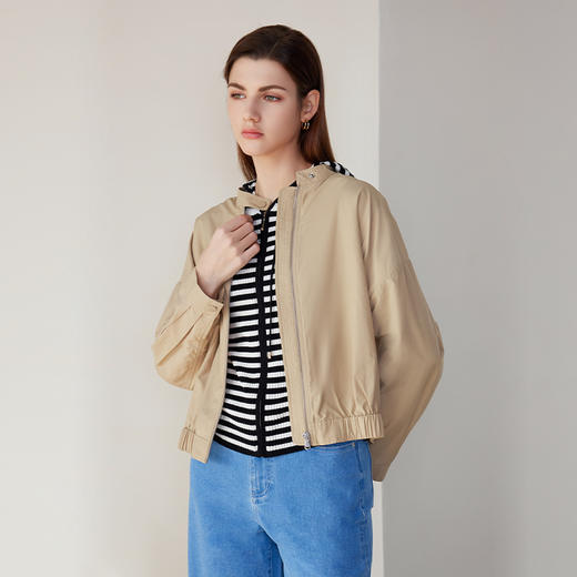 【短款夹克外套】24年春夏新品女士立领薄款卡其色夹克休闲外套 商品图2