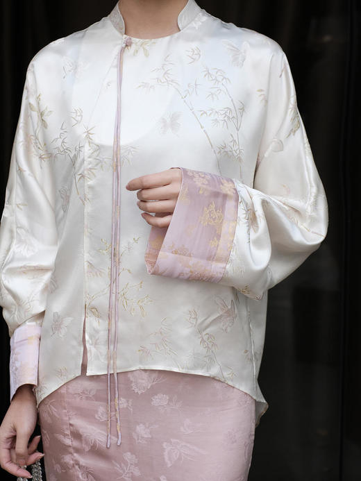 盛唐牡丹 |文竹戏蝶真丝提花上衣 商品图4