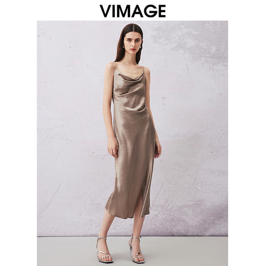 VIMAGE纬漫纪夏季新款气质慵懒荡领系带围裹开叉醋纤吊带连衣裙V2107720 商品图1