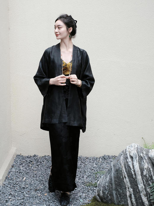 盛唐牡丹 |香云纱梅兰竹菊开衫 商品图0