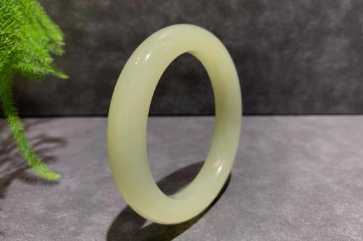 【御珠宫坊】青白玉手镯56mm 商品图5