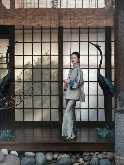 盛唐牡丹 |琉璃金菊花纹真丝半裙 商品图5