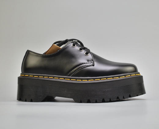 头层牛皮软皮8孔经典 马丁  男女情侣款靴子 商品图0