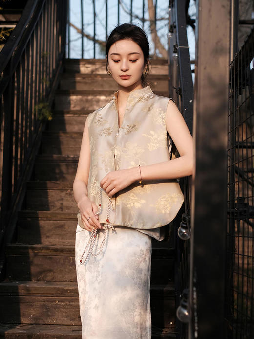 盛唐牡丹 |玉兰花真丝双面穿马甲 商品图12