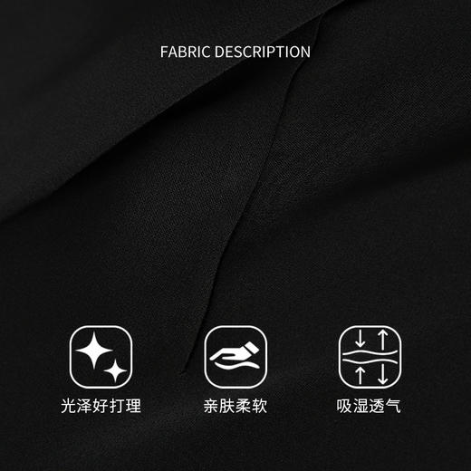 【商场同款】CNV4363 “ 沉着墨色衬衫 ” 丝般光泽富有力量感的一款V领衬衫 给职场女性自信笃定的感觉  7分袖加扣子装饰打破素面 拥有了一丝精致感 商品图9