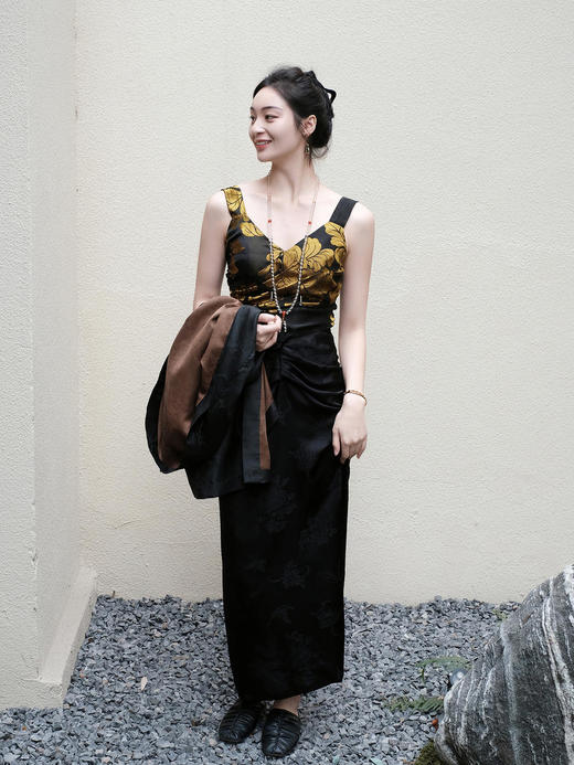 盛唐牡丹 |黑色梅兰竹菊褶皱半裙 商品图7