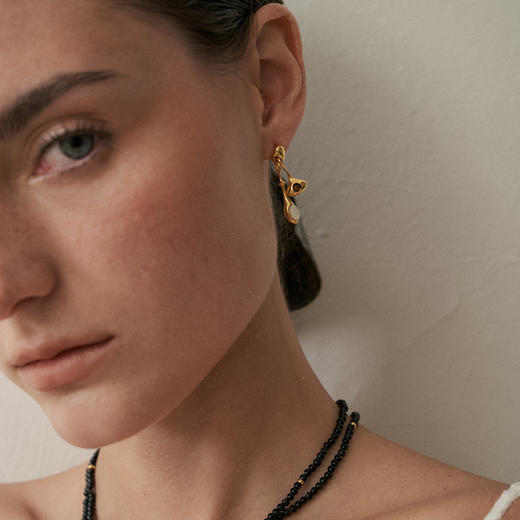 MONSECRET 短款铃铛耳钉 商品图1