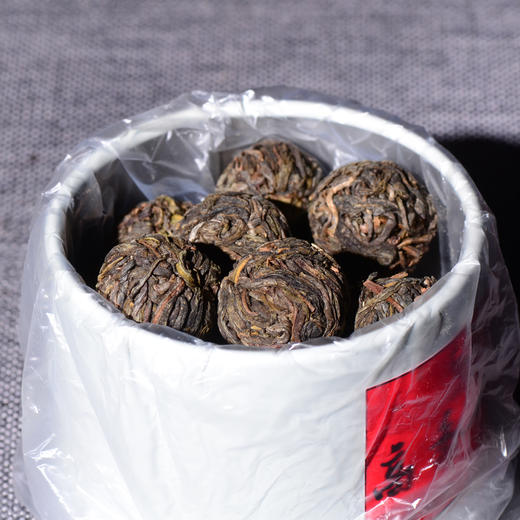 【高香冰岛】超微产区原料！2022年云茶盟主自拥山头古树纯料！内部不多放，仅分享半缸作为福利尝鲜！150g*罐！（约20颗龙珠） 商品图1