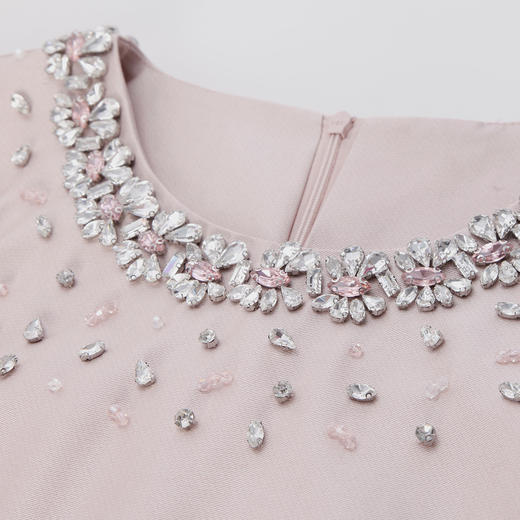 PE805斯尔丽24新款名媛风华丽钉珠H身型七分袖连衣裙 商品图4