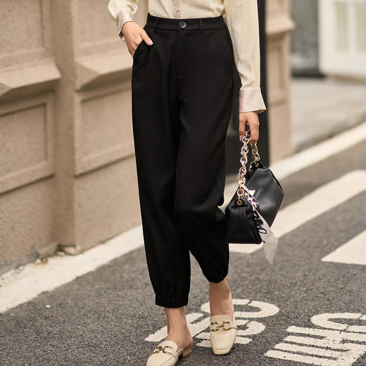 剩S 米思阳2026春季新款百搭时尚修身束脚裤小个子黑色显瘦九分裤1392 商品图5