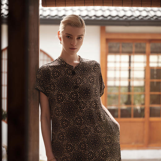 4F柯罗芭连衣裙 商品图1