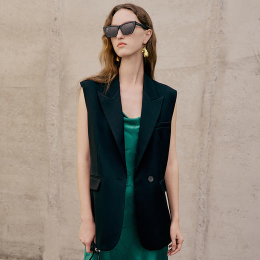 EITIE爱特爱夏季新款百搭马甲简约修身西装薄外套7403109 商品图6