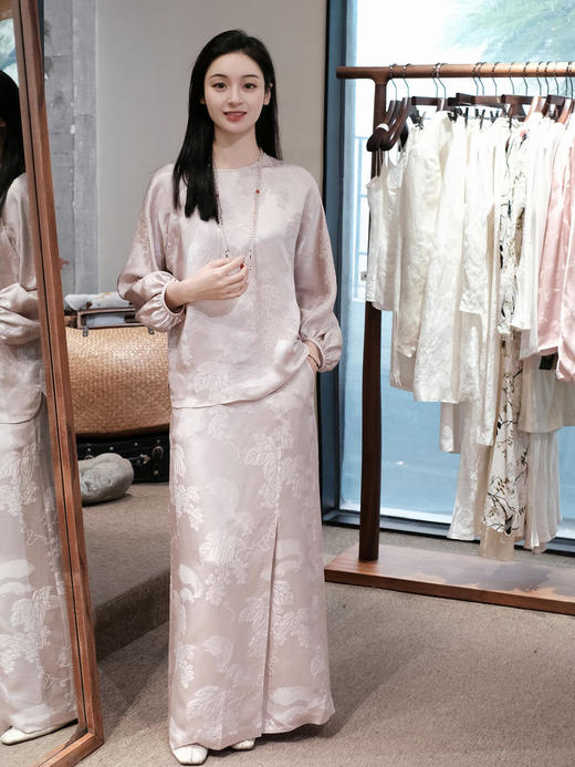 盛唐牡丹 |真丝冠乐绉松鼠葡萄纹半裙 商品图3