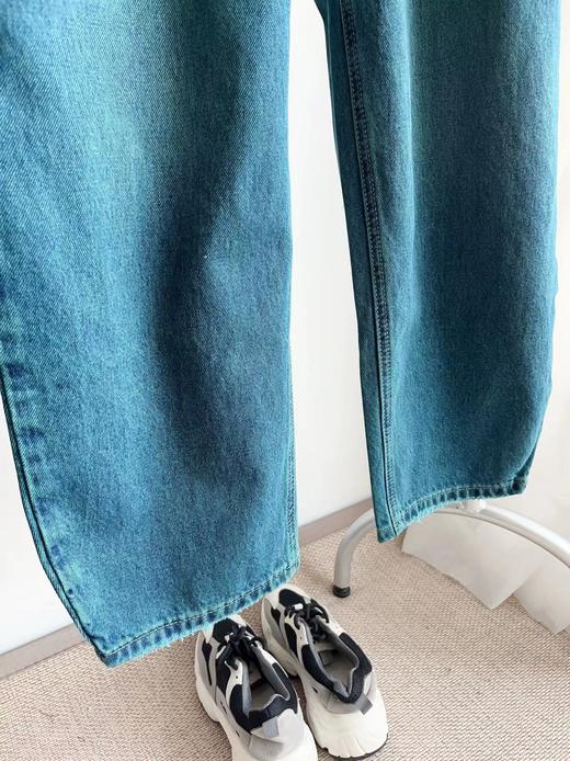 老米优品/大爱款！实物巨美~《重工晕染色复古牛仔镰刀裤》蓝绿色系晕染太别致了！宽松镰刀裤造型感十足~K240322A 商品图10