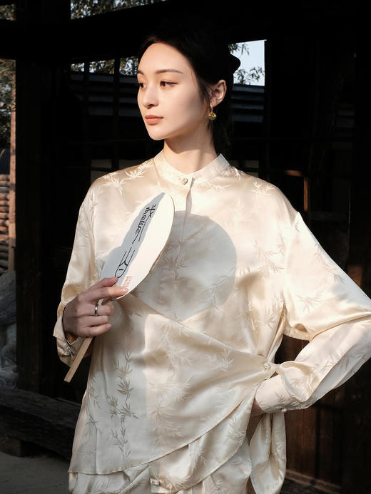 盛唐牡丹 |香槟金真丝提花文竹上衣 商品图0