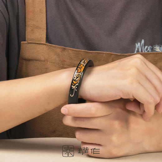 璞作文化 大漆和田玉 老虎手镯 商品图4