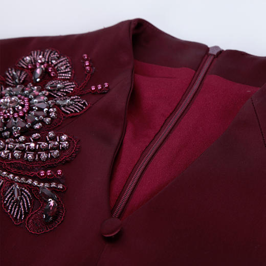 PE819斯尔丽24新款气质名媛气场十足立V领型收腰放摆礼服式连衣裙 商品图4