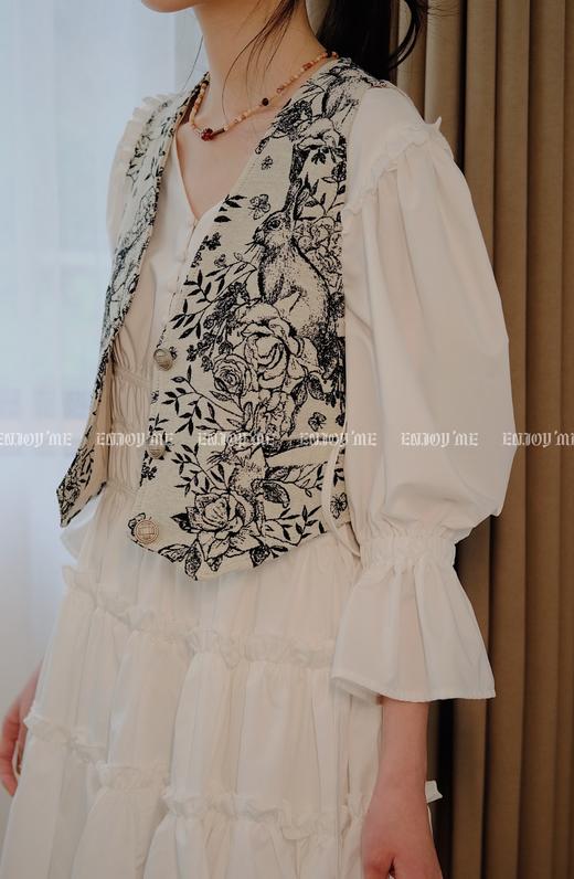 【门店同款】ENJOY春季法式V领碎花连衣裙 157048416 商品图1