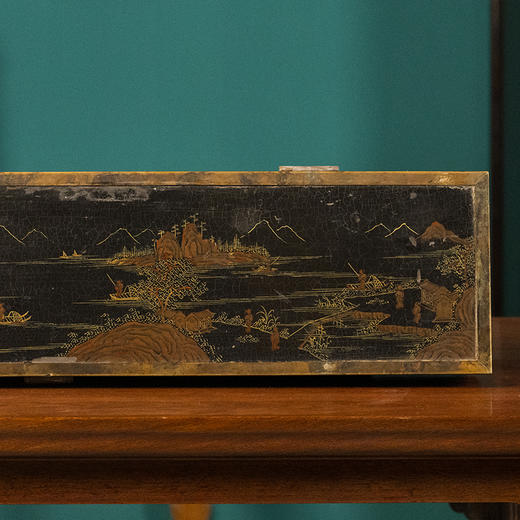 清 铜包边大漆描金山水人物轿箱 商品图2