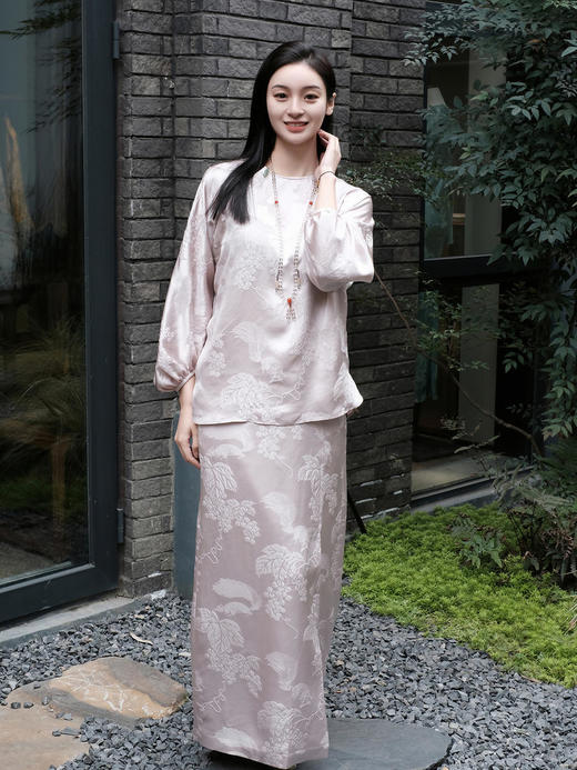 盛唐牡丹 |真丝冠乐绉松鼠葡萄纹半裙 商品图7