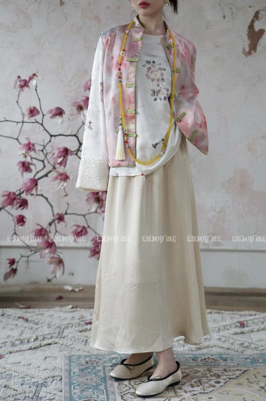 【门店同款】ENJOY春季云敛-婉约之美亮片拼袖上衣 157012317 商品图0