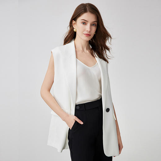 EITIE爱特爱夏季新款百搭马甲简约修身西装薄外套7403109 商品图9