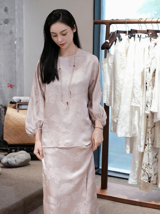 盛唐牡丹 |真丝冠乐绉松鼠葡萄纹半裙 商品图4