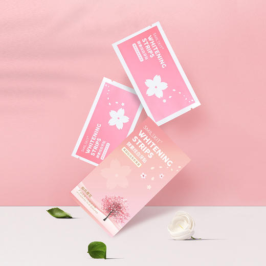 【拒绝牙黄，再现炫白笑容】Smilekit樱花炫白牙贴 专利设计 专业洁白牙齿酵素亮白锁白牙贴 美白牙贴14片/盒 商品图2